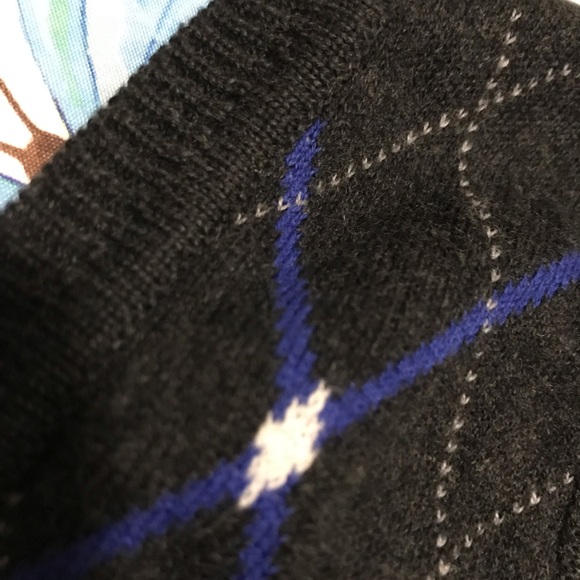 🤩Sleeveless V-neck Knit Sweater Vest.🤩 - Picture 7 of 11